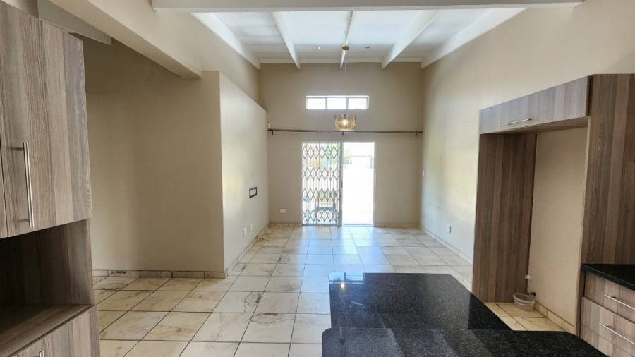 To Let 3 Bedroom Property for Rent in Waterval East North West